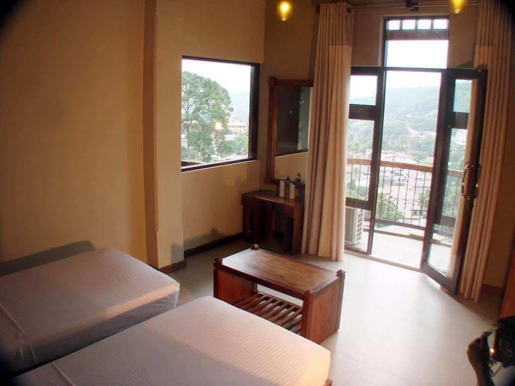 Piumara Residence Kandy Exterior photo